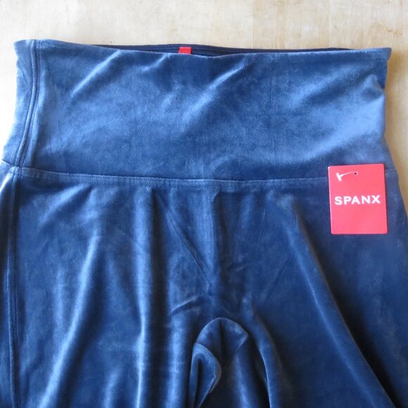 Spanx Velvet Leggings NWOT Size Medium Blue Grey Excellent - Picture 4 of 5